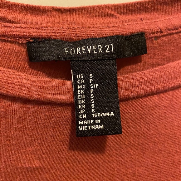 Top - Picture 2 of 2